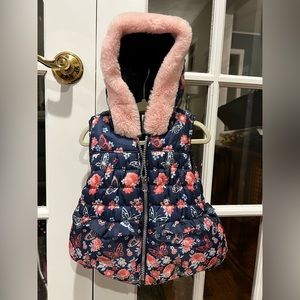 Toddler Girl Zip up hooded puffer vest